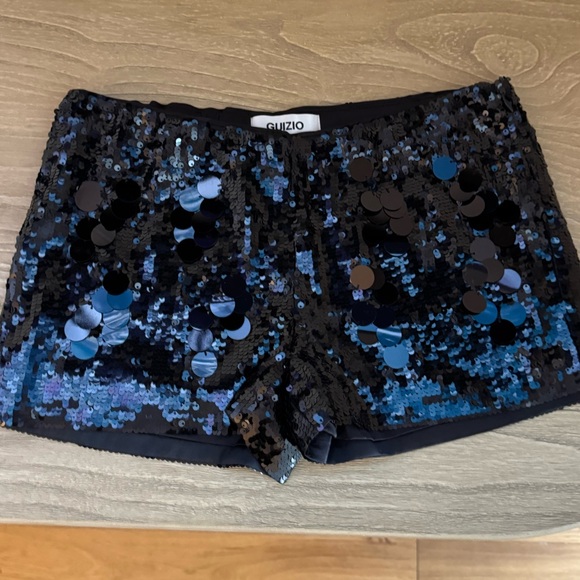 Black Sequin Paillette Short - Picture 5 of 8